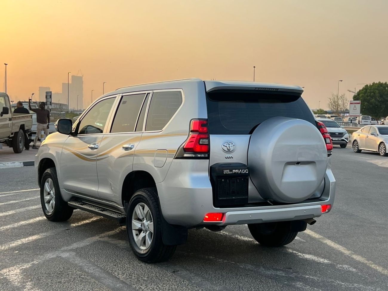 Toyota Land Cruiser 2022 Toyota Prado TXL 2.7L V4 - Cool Box - Rear Camera & Sensor - Push Start - Leather Seat - 2Keys