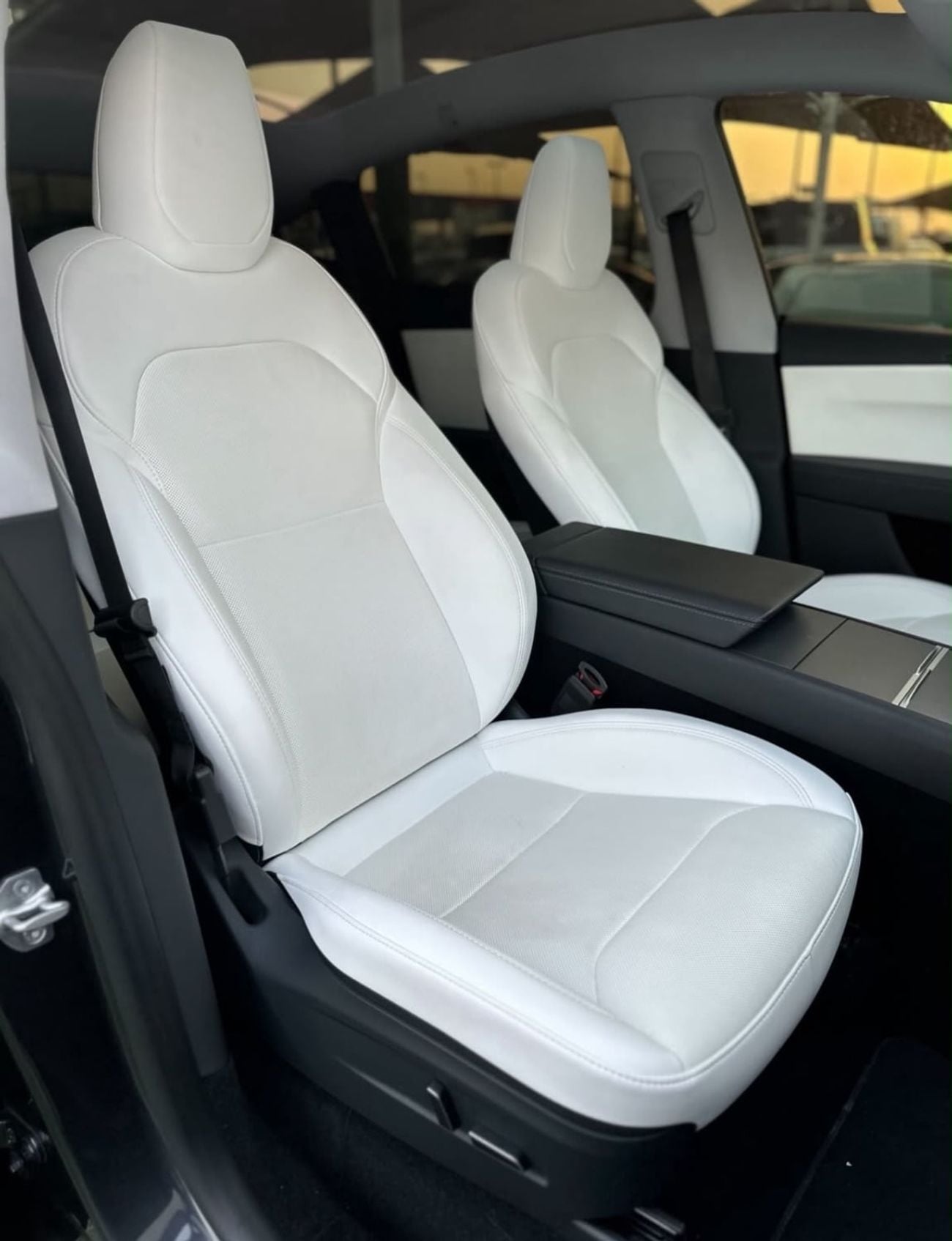Tesla Model Y LONG RANGE