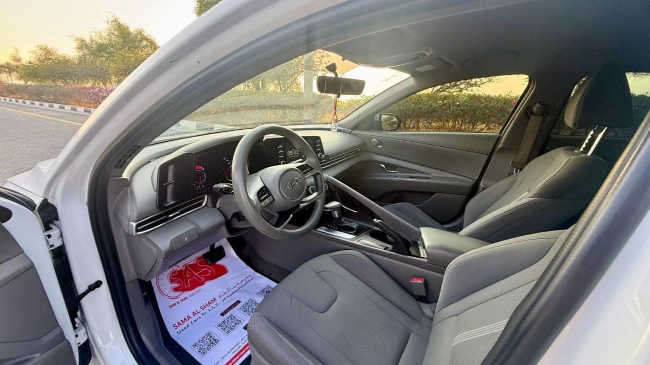 Hyundai Elantra SMART