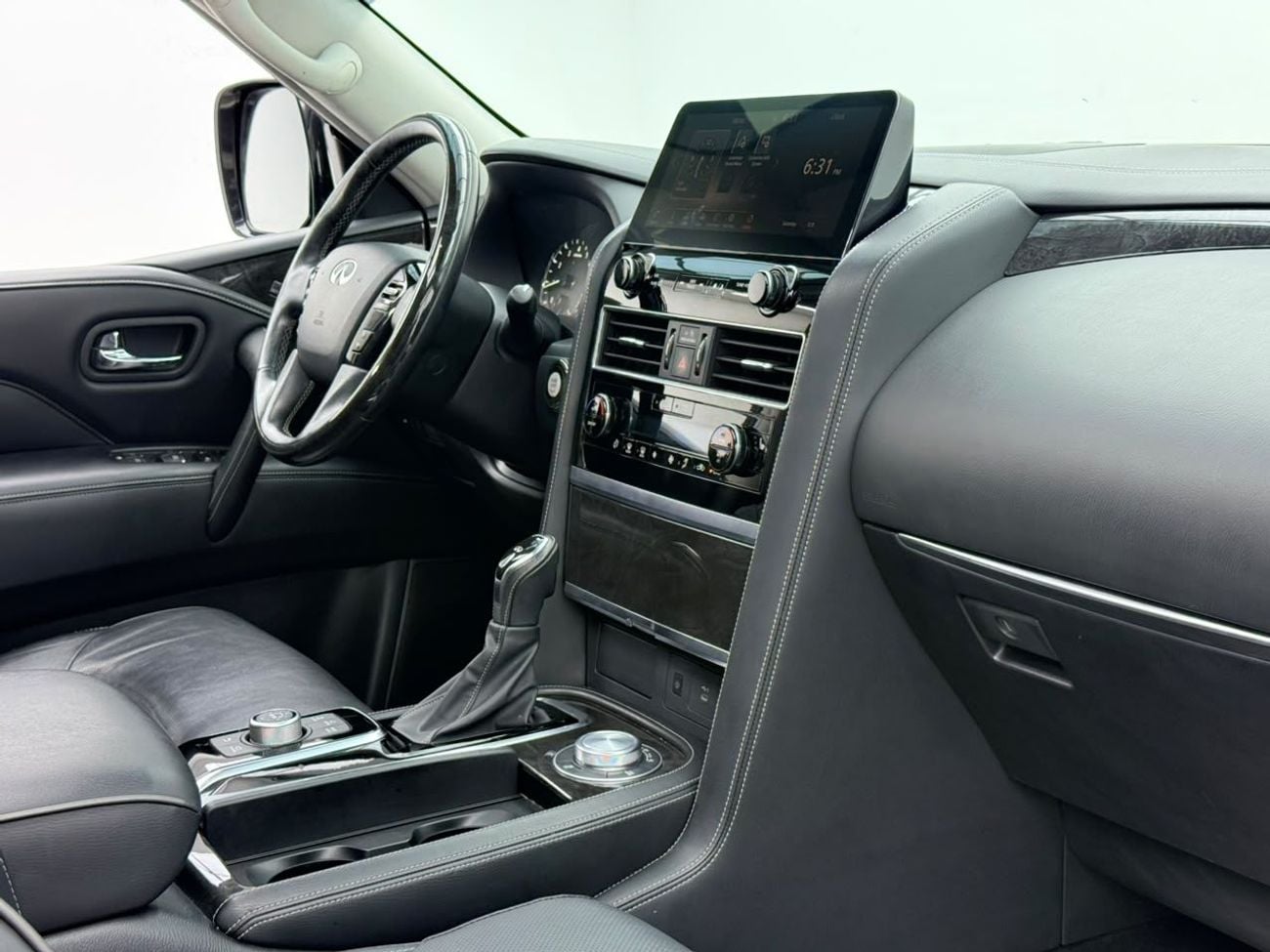 إنفينيتي QX80 LUXE SENSORY PROACTIVE إنفينيتي QX80 LUXE موديل 2022، ضمان إنفينيتي ساري حتى 2027، سجل صيانة كامل لدى إنفينيتي، 7 مقاعد، خل