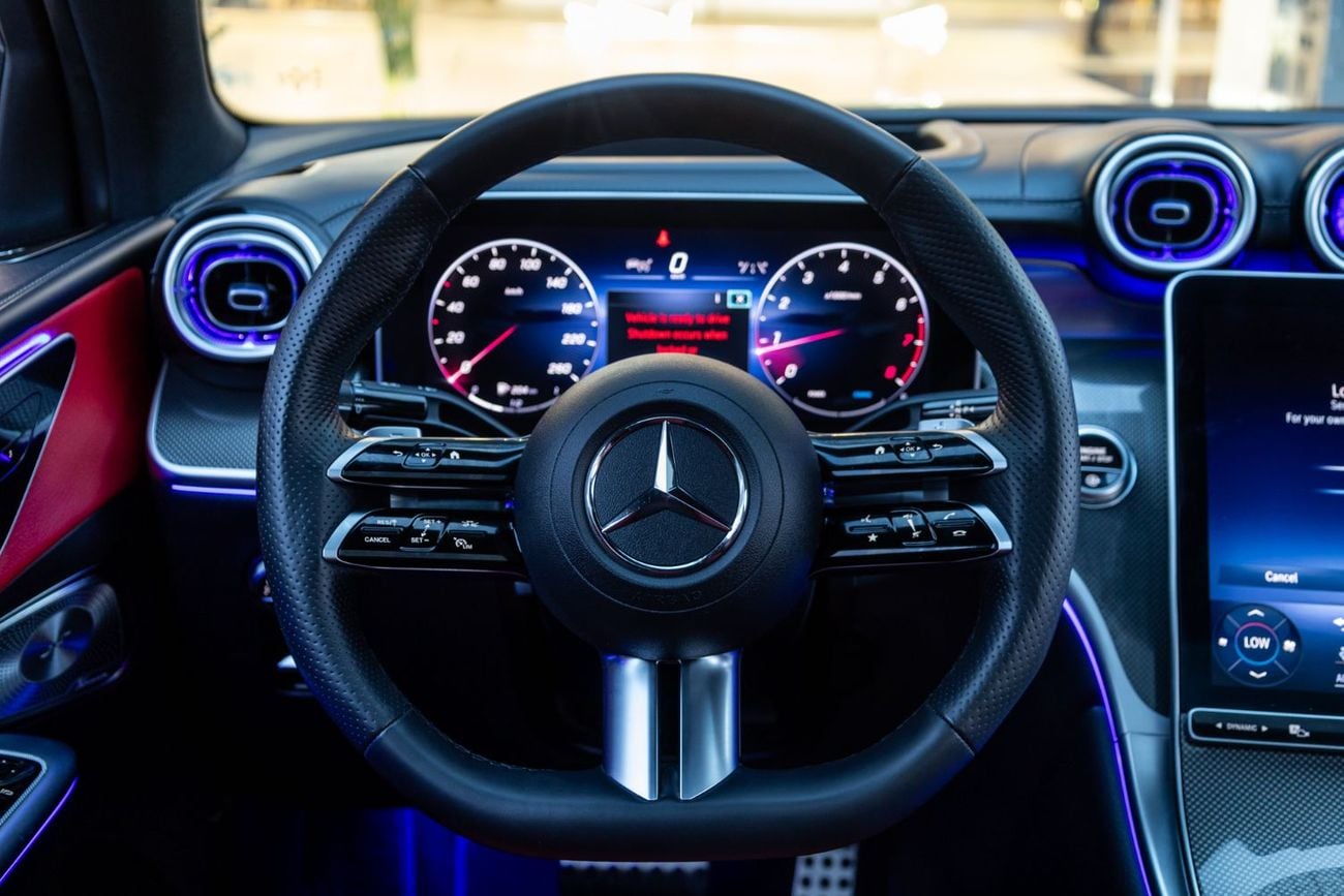 مرسيدس بنز GLC 200 بريميوم بلس مرسيدس بنز GLC200 كوبيه 4MATIC موديل 2024 بقوانين مجلس التعاون الخليجي | ضمان الوكالة | عقد صيانة