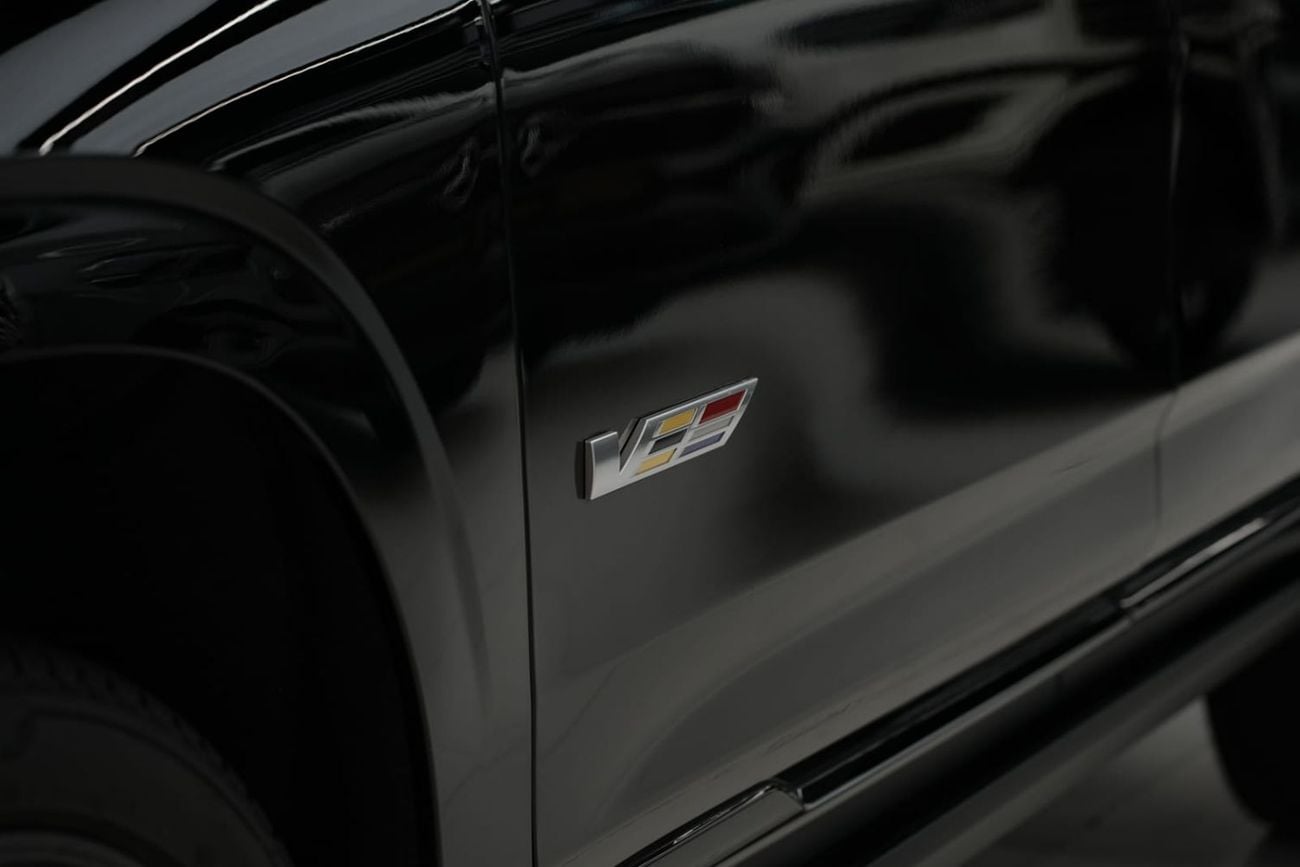 كاديلاك إسكالاد V SERIES