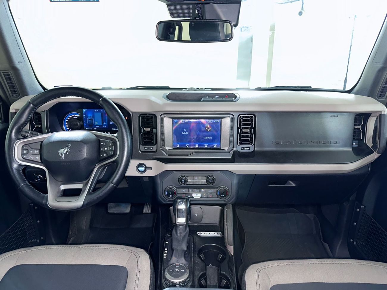 Ford Bronco BIG BEND B4D2222/AL TAYER MOTORS/AL QOUZ SHOWROOM