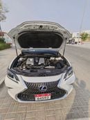 لكزس ES300h PREMIER