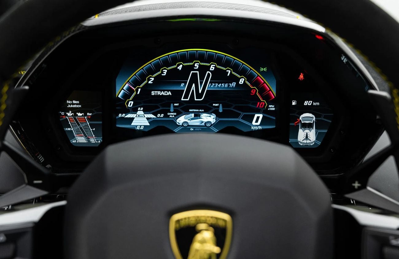 لامبورغيني أفينتادور 6.5L V12 Naturally Aspirated Engine