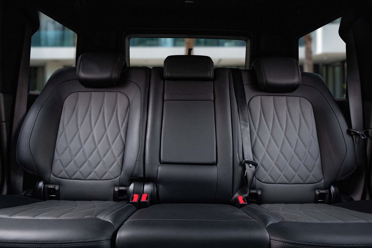 مرسيدس بنز G 63 AMG 4X4² G 63 AMG G63 AMG Brabus Kit | 9,400 P.M | 0% Downpayment | Impeccable Condition!