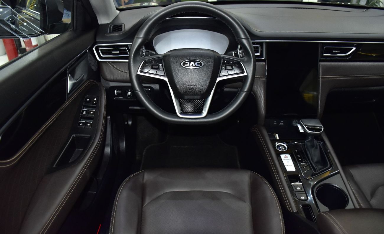 JAC J7 INTELLIGENT EXCELLENT DEAL for our JAC J7 ( 2023 Model ) in Grey Color GCC Specs