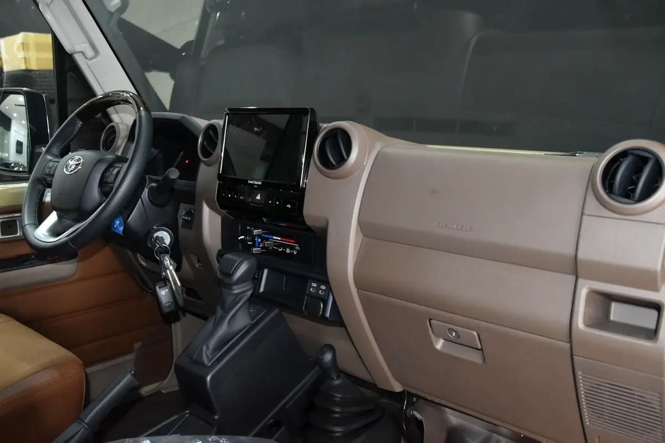 Toyota Land Cruiser 70 LC79 LX GCC Specs- Al-futtaim Warranty