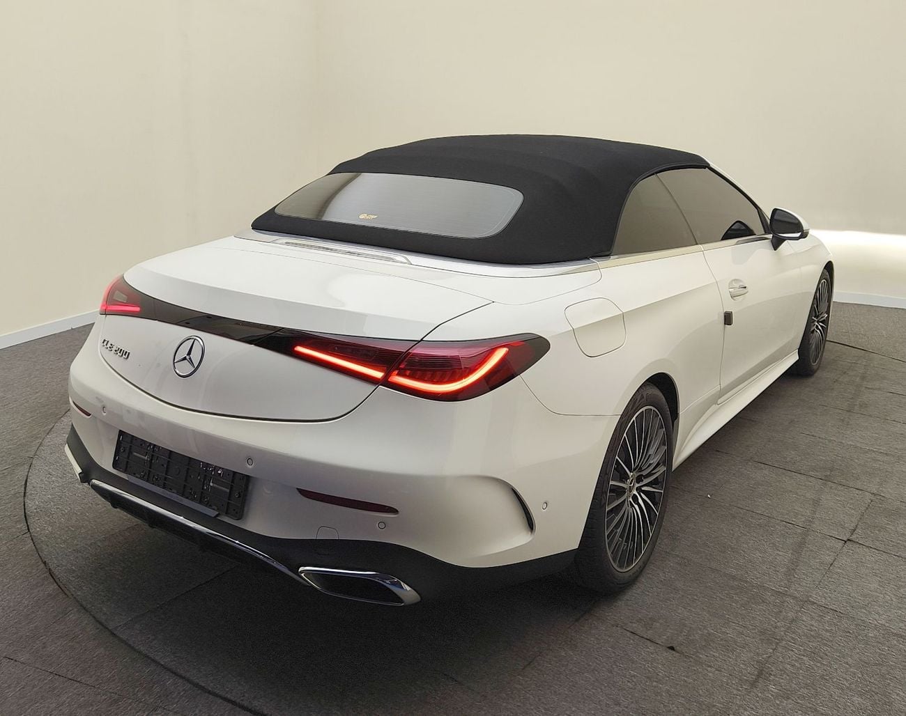 Mercedes Benz CLE200