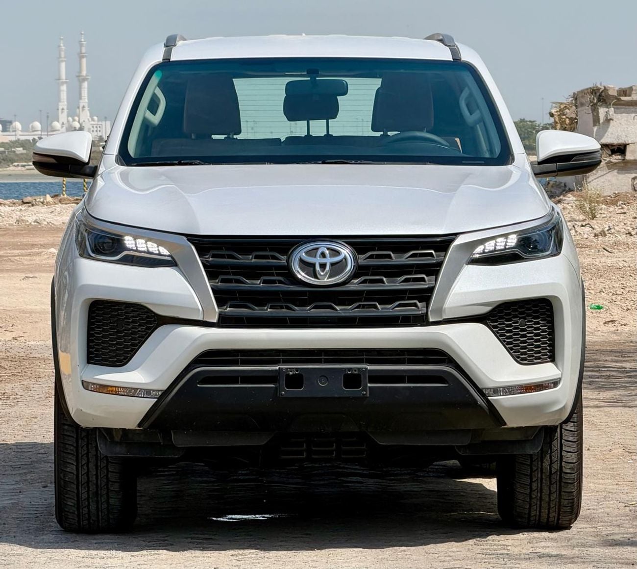 Toyota Fortuner EXR 1380-Monthly l GCC l 2.7L, V4, EXR l Accident Free