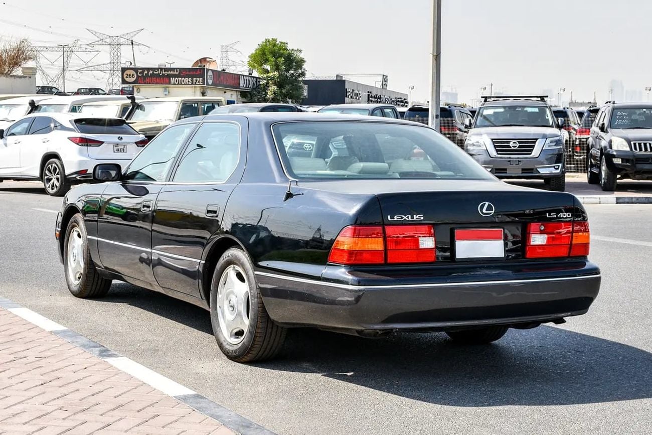 Lexus LS350 LS400 - SUPER CLEAN - ONLY 89,000 KM