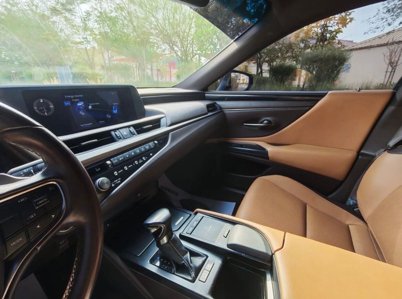 لكزس ES300h PREMIER