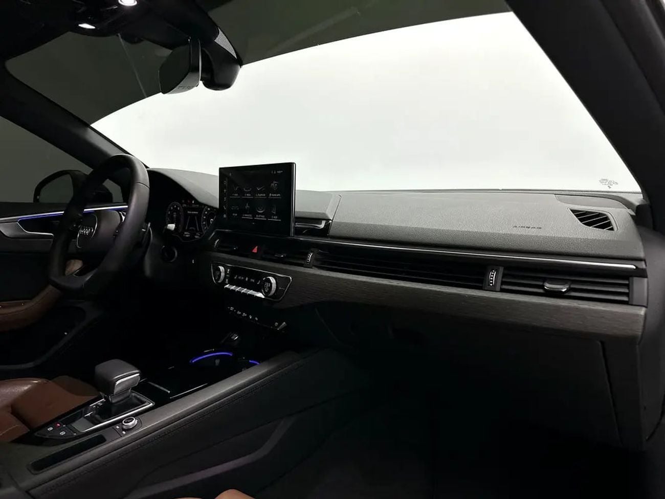 أودي A5 40 TFSI S-LINE SPORTBACK (Ref#99481)