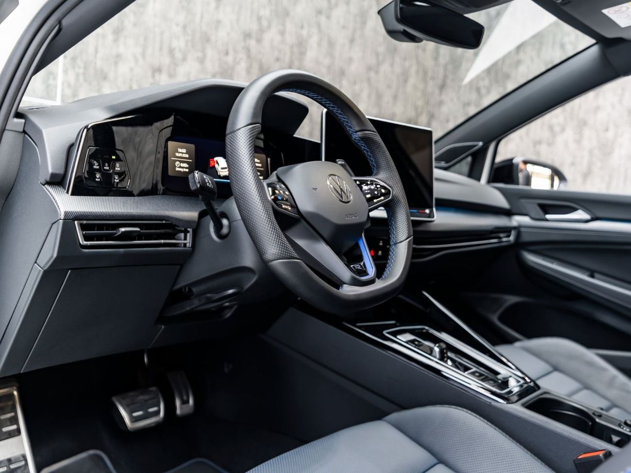 Volkswagen Golf R BUY NOW, PAY 2027 | THE BLACKLINE STANDAD | Warranty + Service, GCC, Low KMs