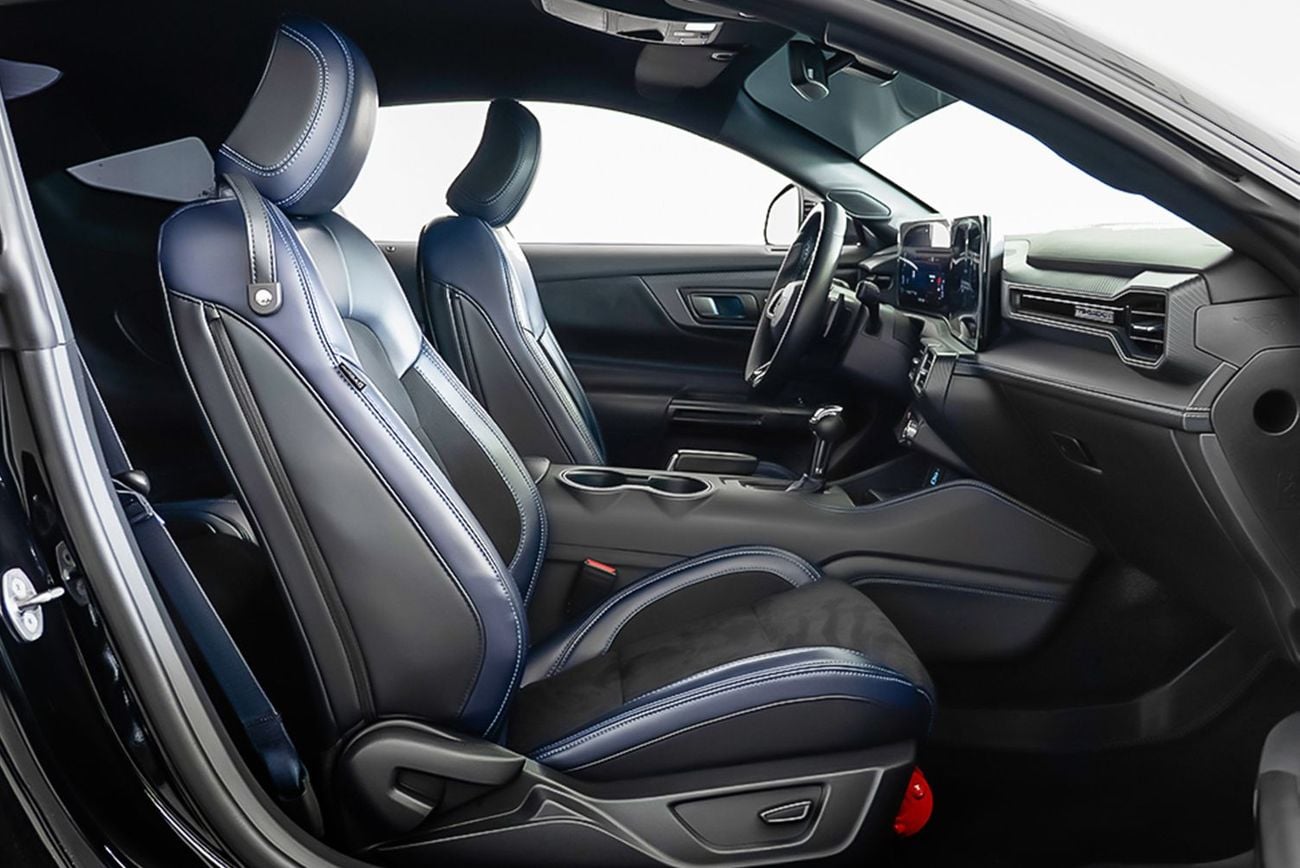 Ford Mustang DARK HORSE PREMIUM
