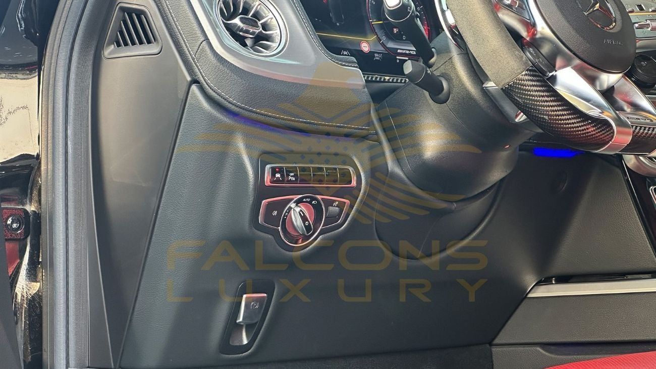 Mercedes Benz G63 AMG STANDARD MERCEDES G63 - MODEL 2023 - NO ACCIDENT
