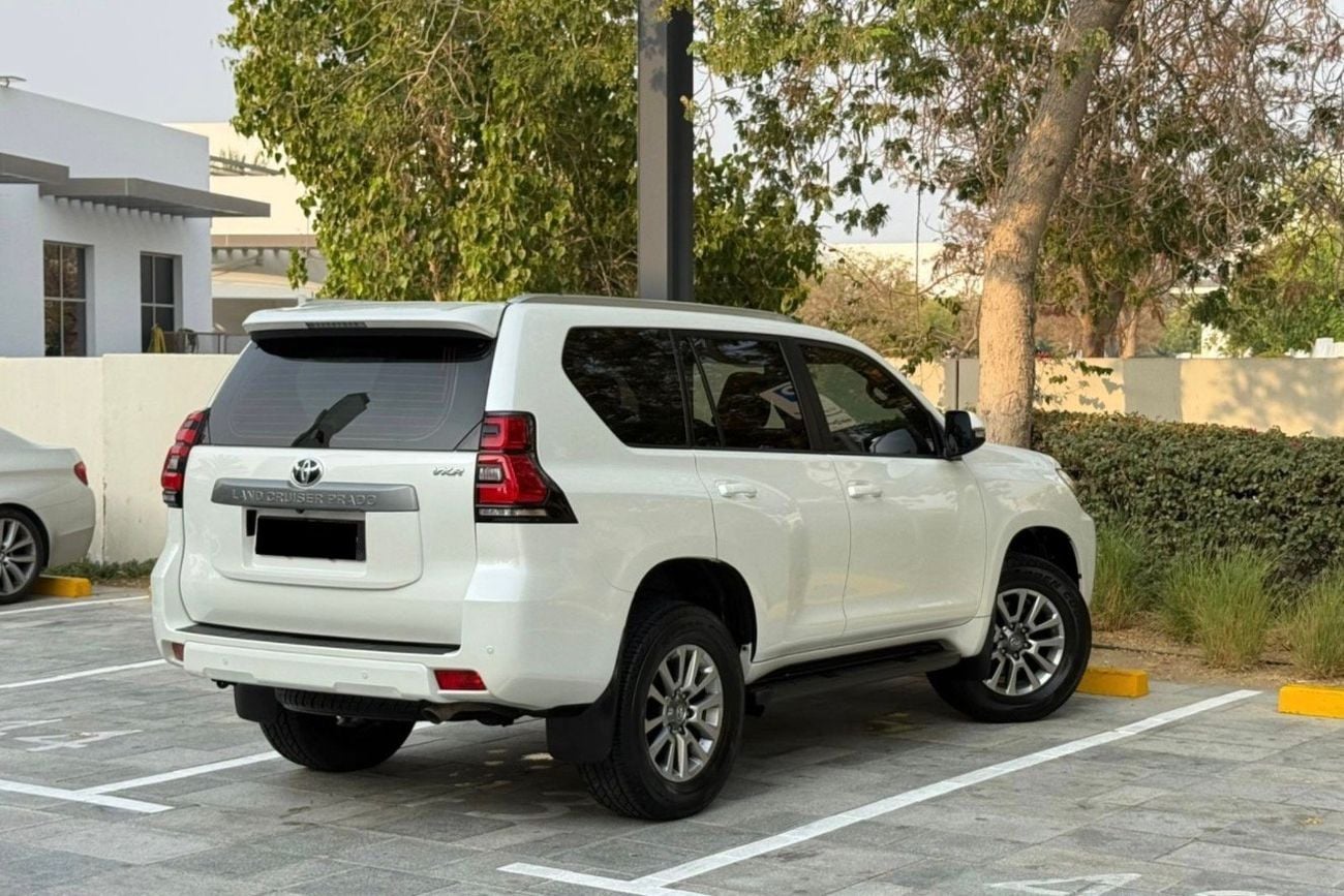 تويوتا برادو VXR خيار سحب محرك VXR سعة 2.7 لتر رباعي الأسطوانات موديل 2020