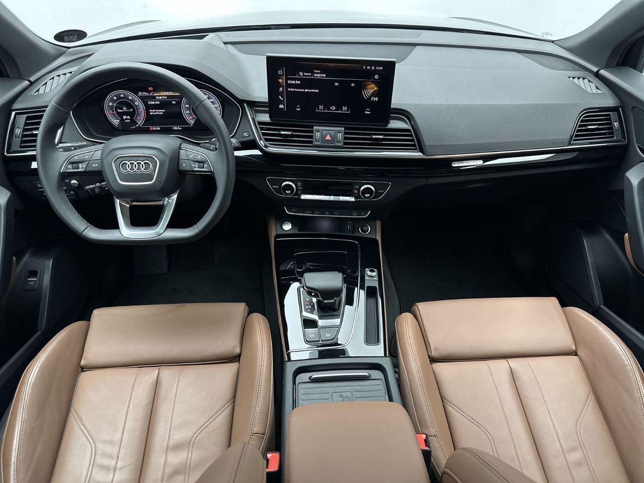 Audi Q5 45 TFSI SPORTBACK S-LINE (Ref# 016893)