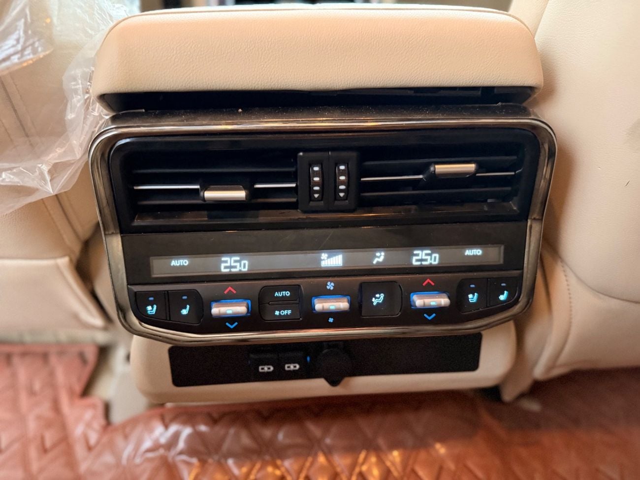 Toyota Land Cruiser VXR Landcruiser VXR 2020 Upgraded 2025 V6 Full Option LHD