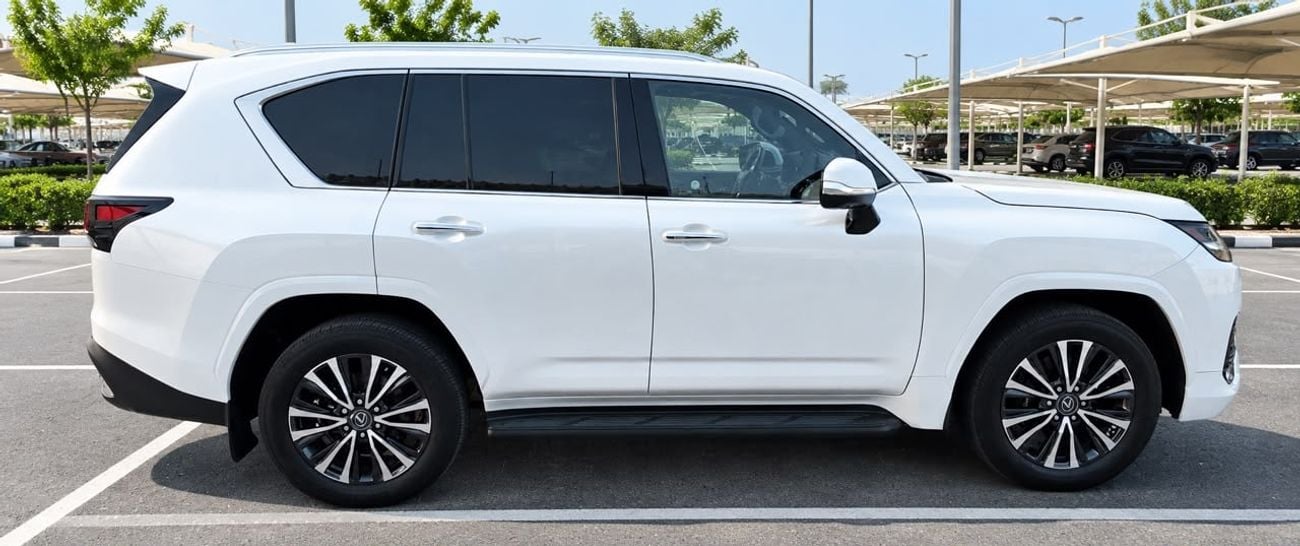 Lexus LX600 SIGNATURE