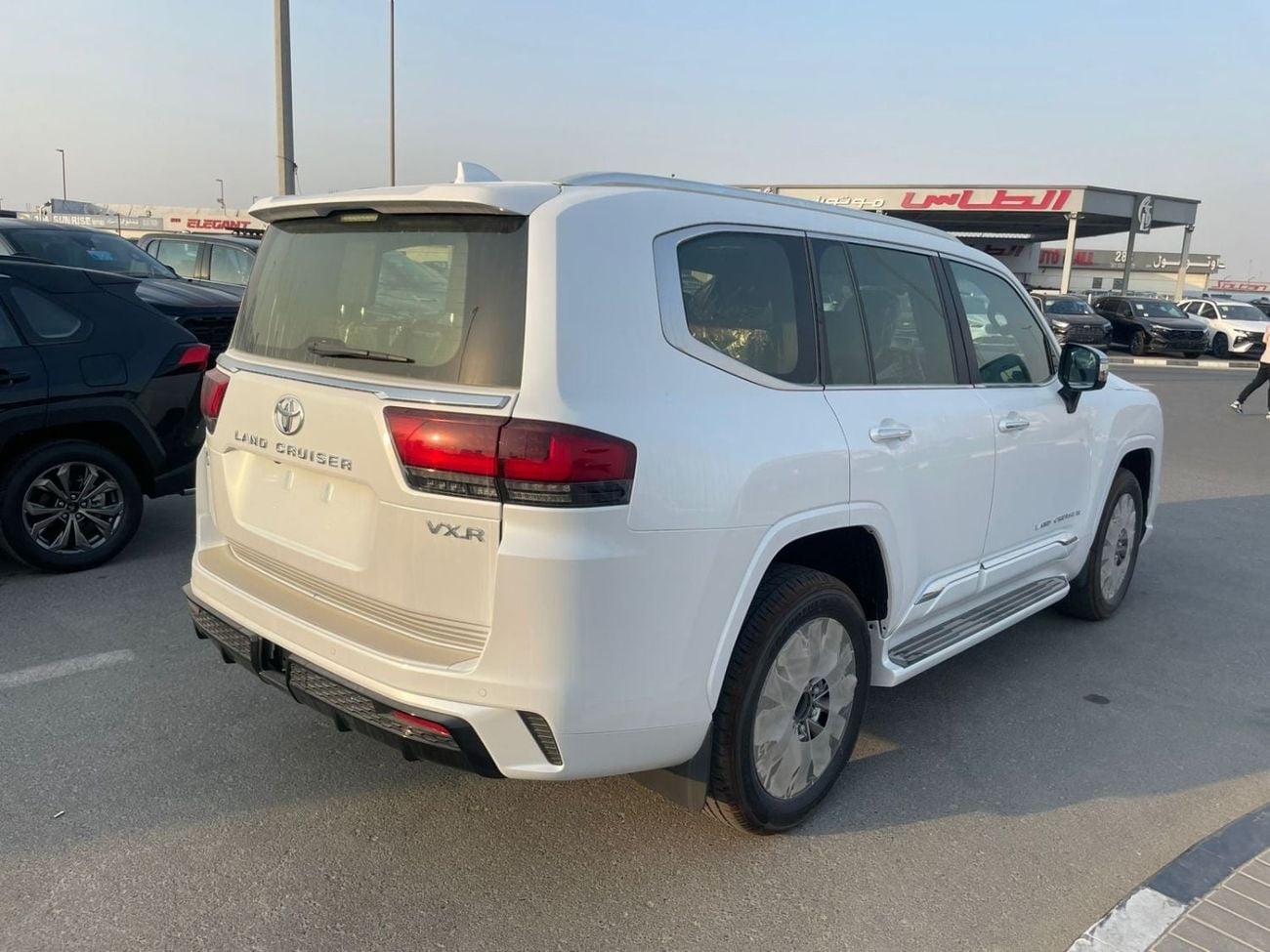 Toyota Land Cruiser VXR Land Cruiser VXR 3.5 Turbo Gulf Spec 2025