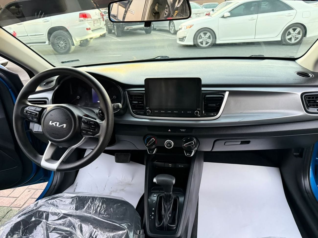 Kia Rio LX Simple operation, four-cylinder, 45,000 miles, economical
