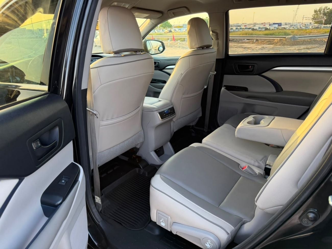 Toyota Highlander LIMITED 2018 Toyota Highlander Hybrid -3.5L V6-AWD 4x4 - Leather seat-Rear Camera -