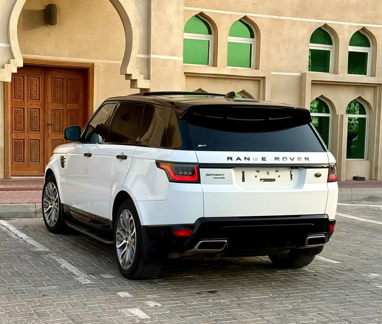 Land Rover Range Rover Sport SE رنج روفر سبورت صبغ وكالة خليجي بحالة ممتازة