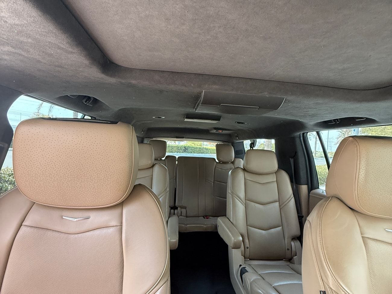 Cadillac Escalade ESV Platinum Luxury