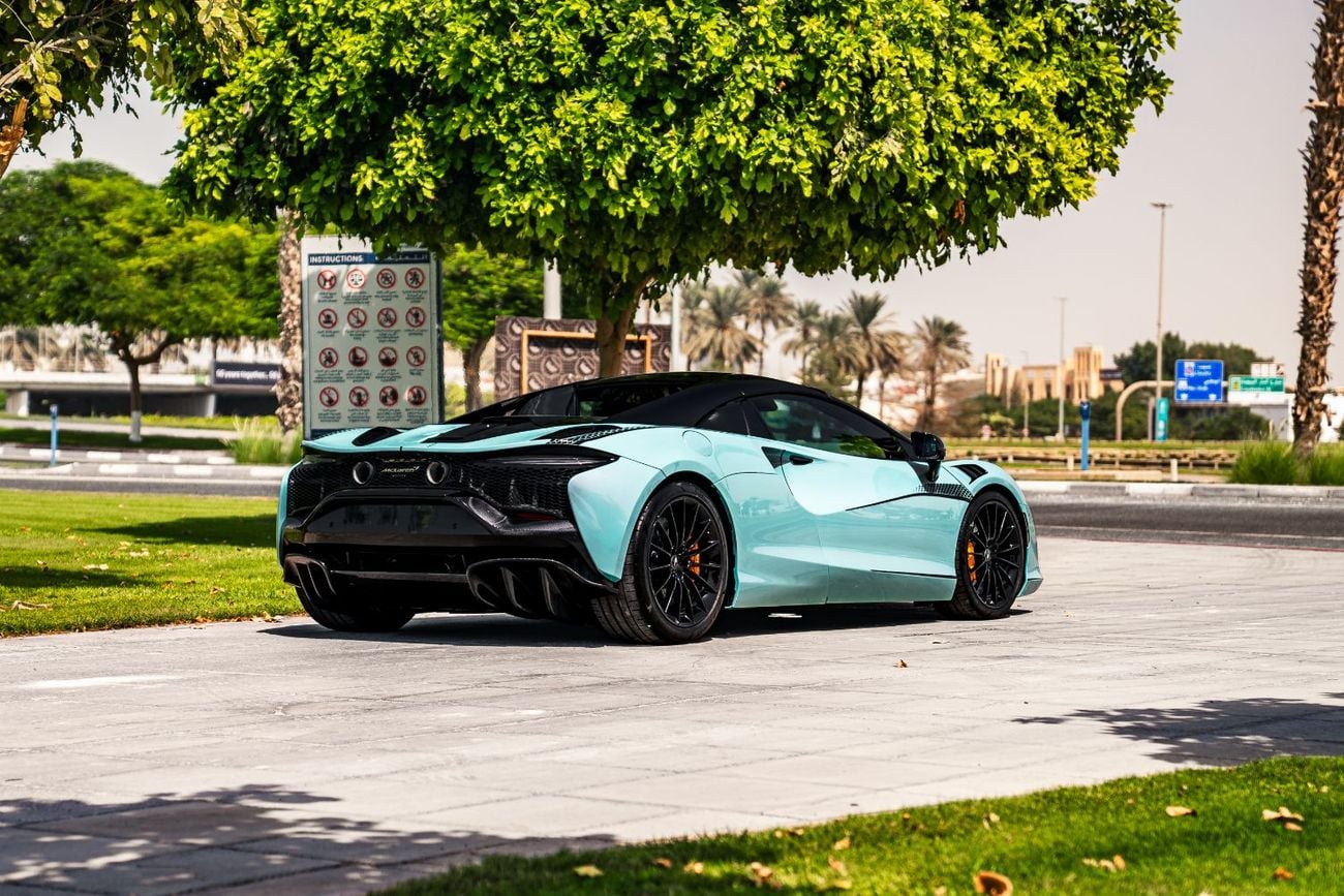 McLaren Artura STANDARD Fully Loaded low mileage 2 keys under warranty and service contract covered by PFF No accident No pa
