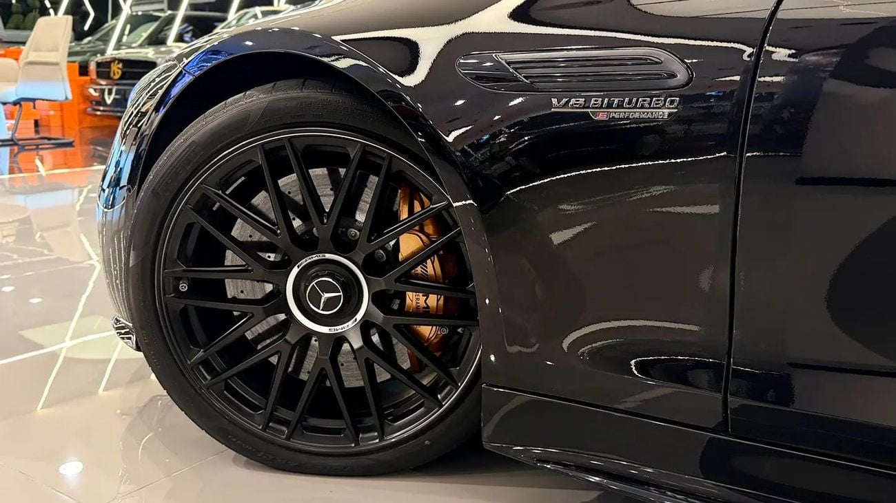 Mercedes Benz SL63 AMG E PERFORMANCE SL 63 AMG S E PERFORMANCE GCC Specs