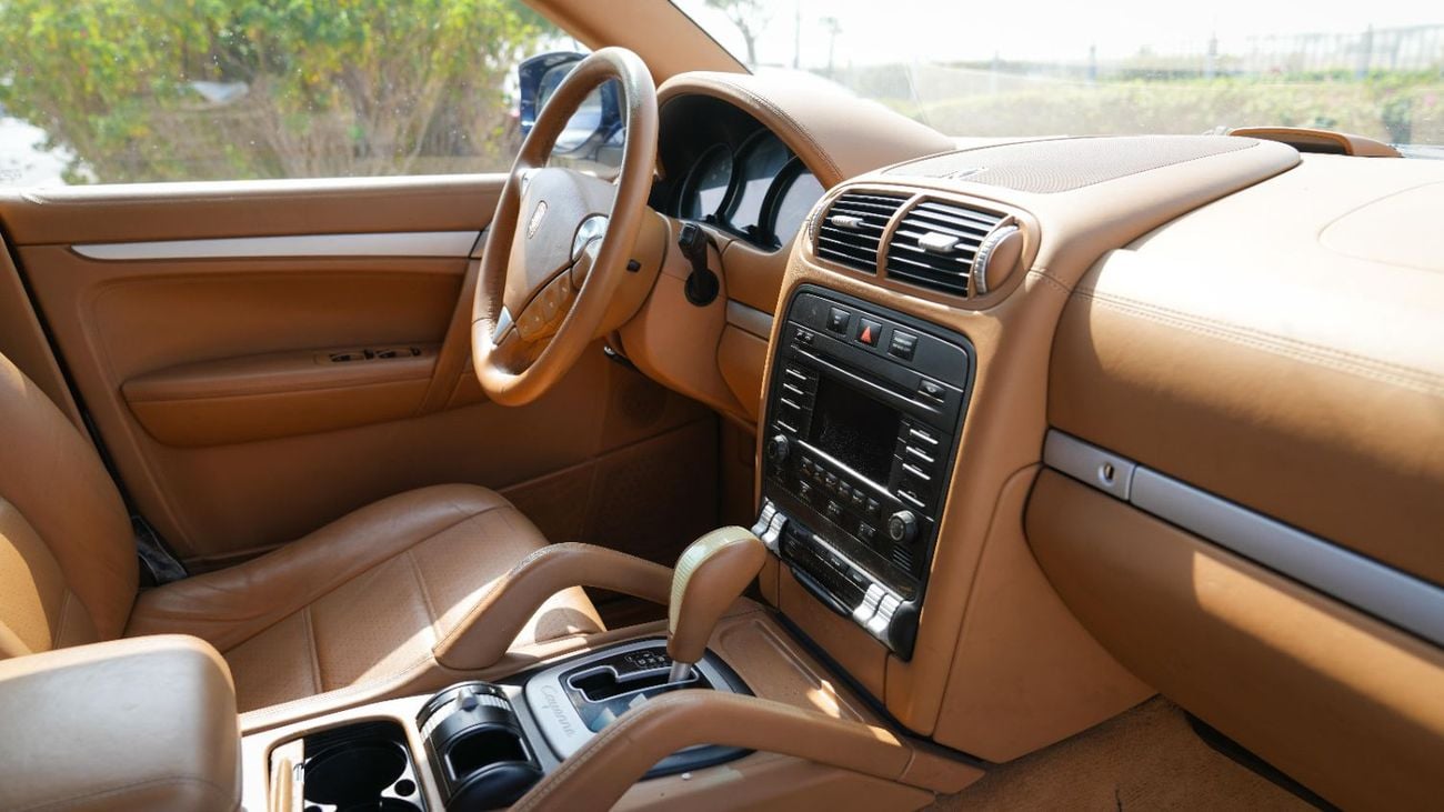 Porsche Cayenne STANDARD