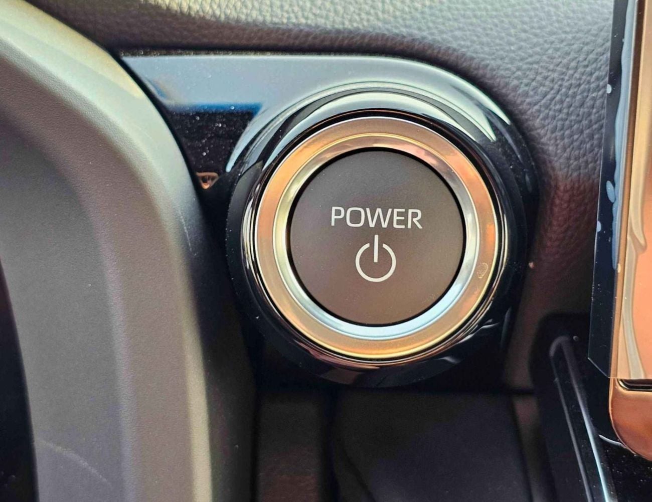 Toyota Land Cruiser VXR TWIN TURBO HYBRID || 3.5L PETROL V6 / RADAR / FULL OPTION (CODE#LC3HVXRH)