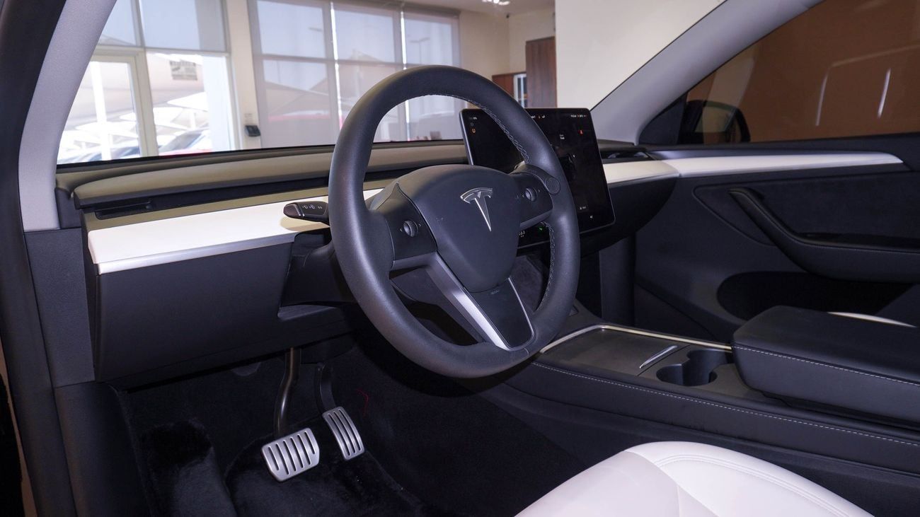 تسلا موديل Y Performance (AWD)