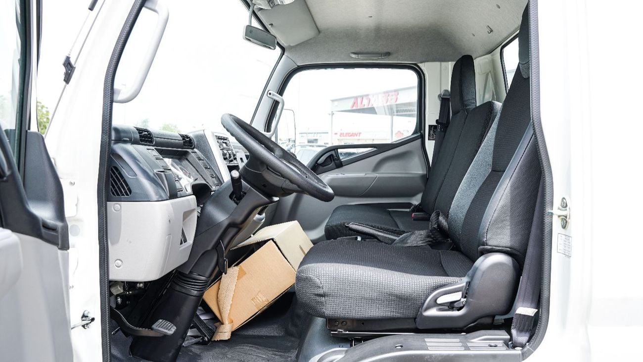 Mitsubishi Fuso Canter CHASSIS Brand New – 4.2L Diesel 2WD Manual – Z93 – GCC 2026 – Export only
