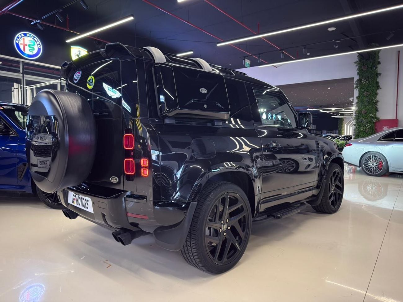 Land Rover Defender HSE 2021 Defender 90 - 22 KHAN RIMS - BORLA EXHAUST SYSTEM - ALTAYYER WA