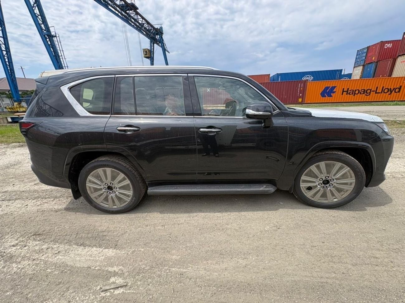 لكزس LX 600 VIP لكزس LX600 VIP ذات 4 مقاعد