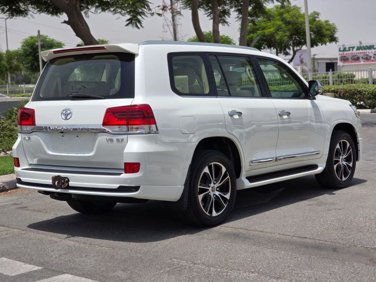 Toyota Land Cruiser VXR 5.7 2021 GCC AL FUTTAIM SINGLE OWNER IN MINT CONDITION
