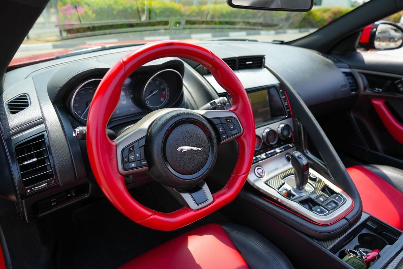 جاكوار F Type STANDARD سيارة مكشوفة موديل 2014 بمحرك V6 سوبرتشارج! بمواصفات خليجية