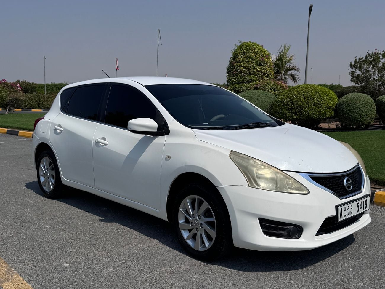 Nissan Tiida S