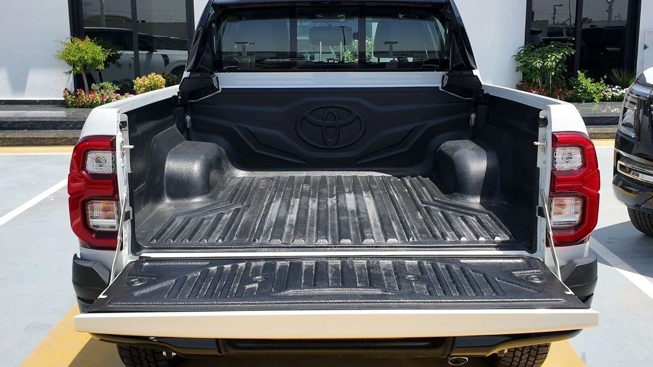 Toyota Hilux GR SPORT