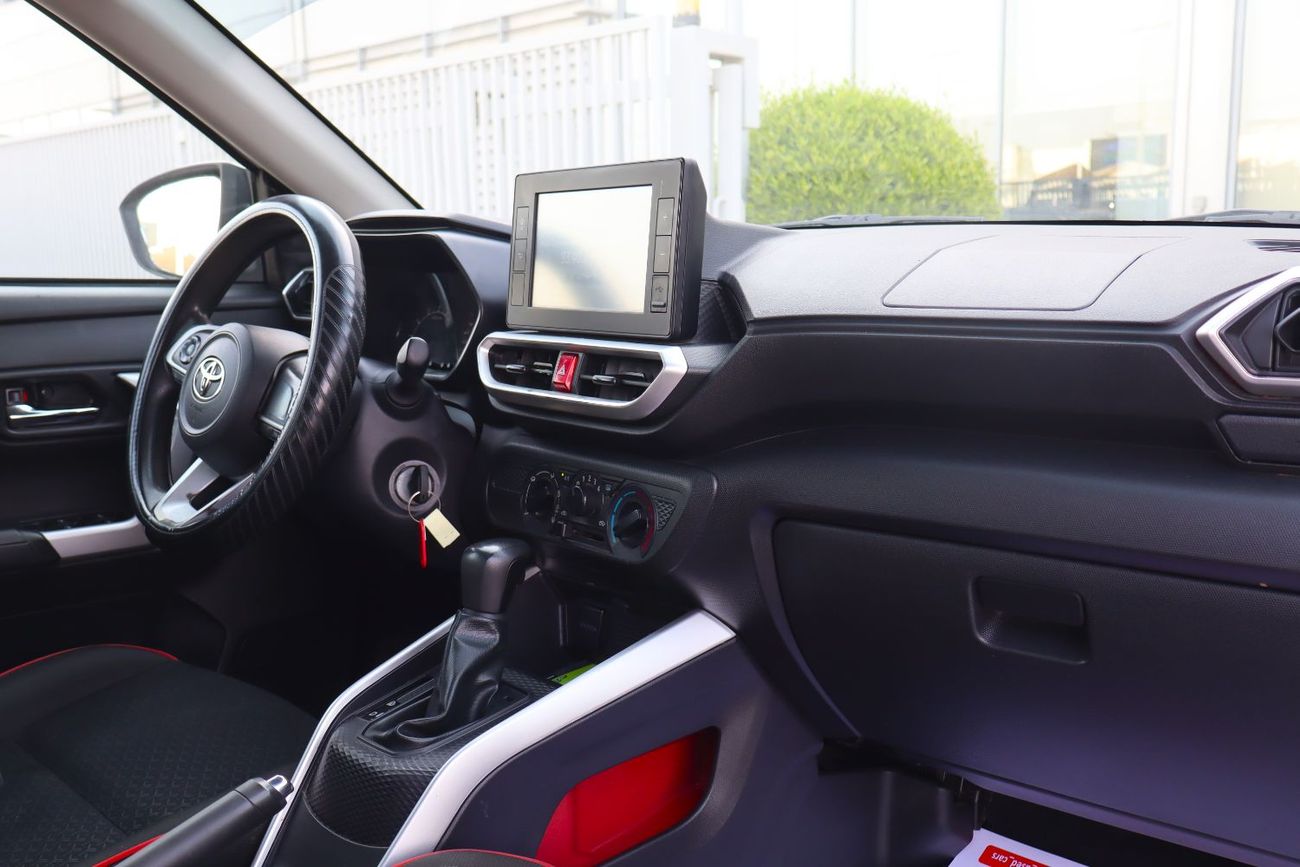 Toyota Raize E