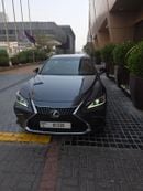 Lexus ES300h PLATINUM