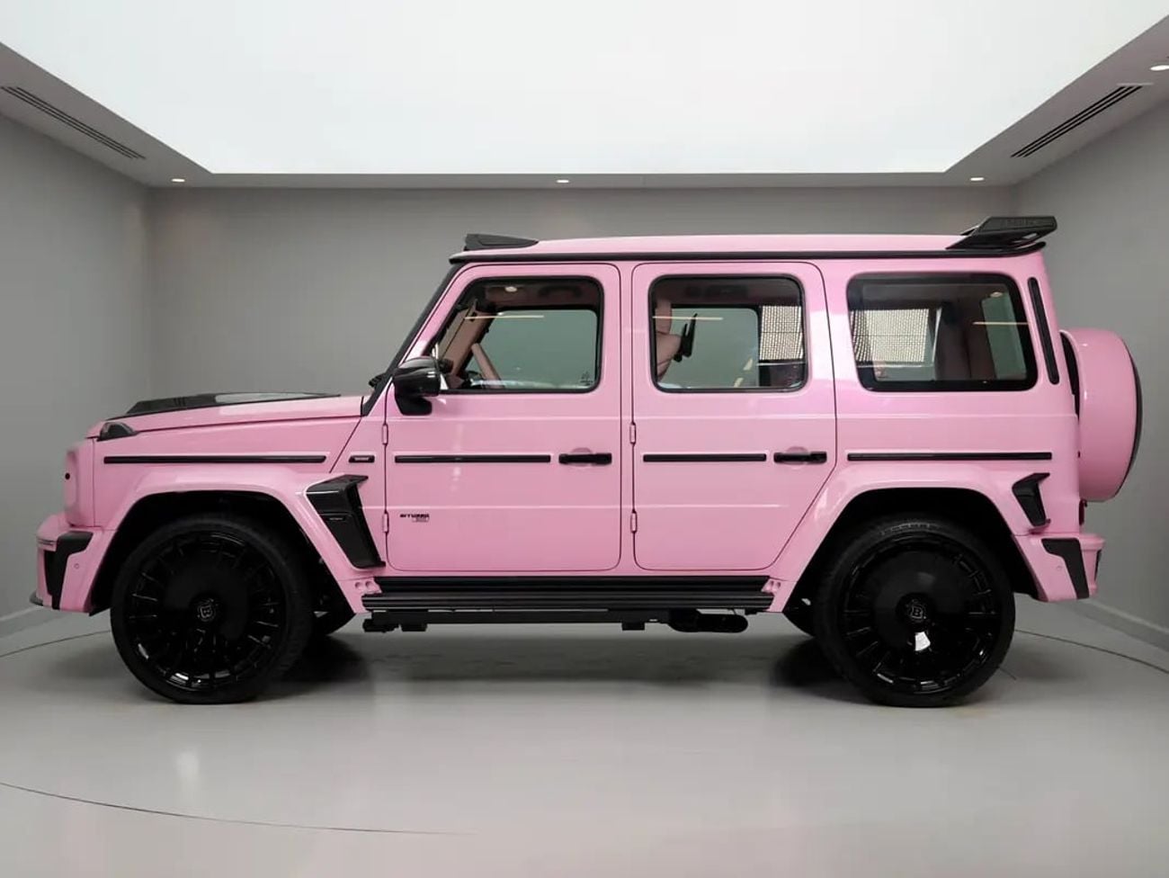 Mercedes Benz G63 AMG STANDARD EXCLUSIVE G63 AMG | WARRANTY | Pink Leather Interior | Carbon Exterior Package