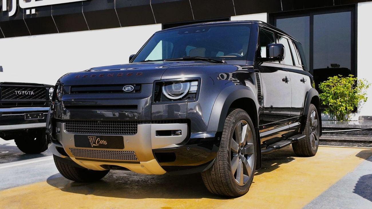 لاند روفر ديفندر 110 ULTIMATE EDITION P525 | ٢٠٢٦ | رمادي كارباتي | مقصورة داخلية بلون بني فاتح | محرك V8