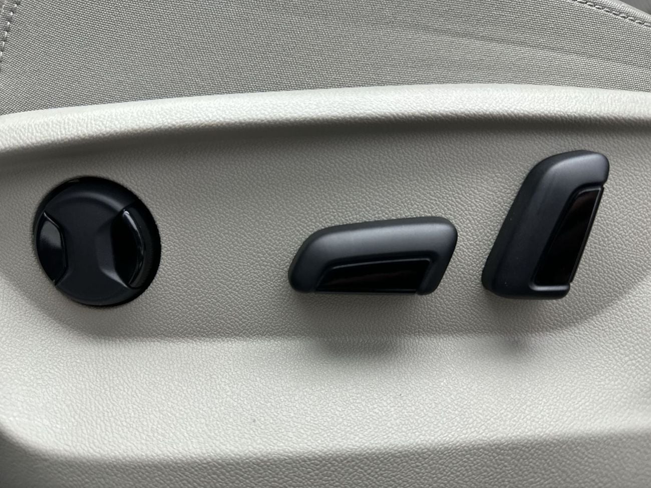 Volkswagen Teramont TRENDLINE Teramont Trendline 2.0L | Family SUV | 7 Seats | Remote Start | Front Assist | Keyless Access | VW C