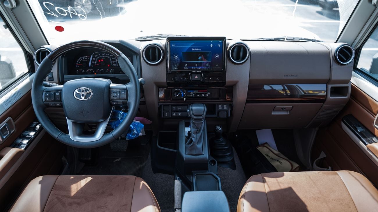 Toyota Land Cruiser 70