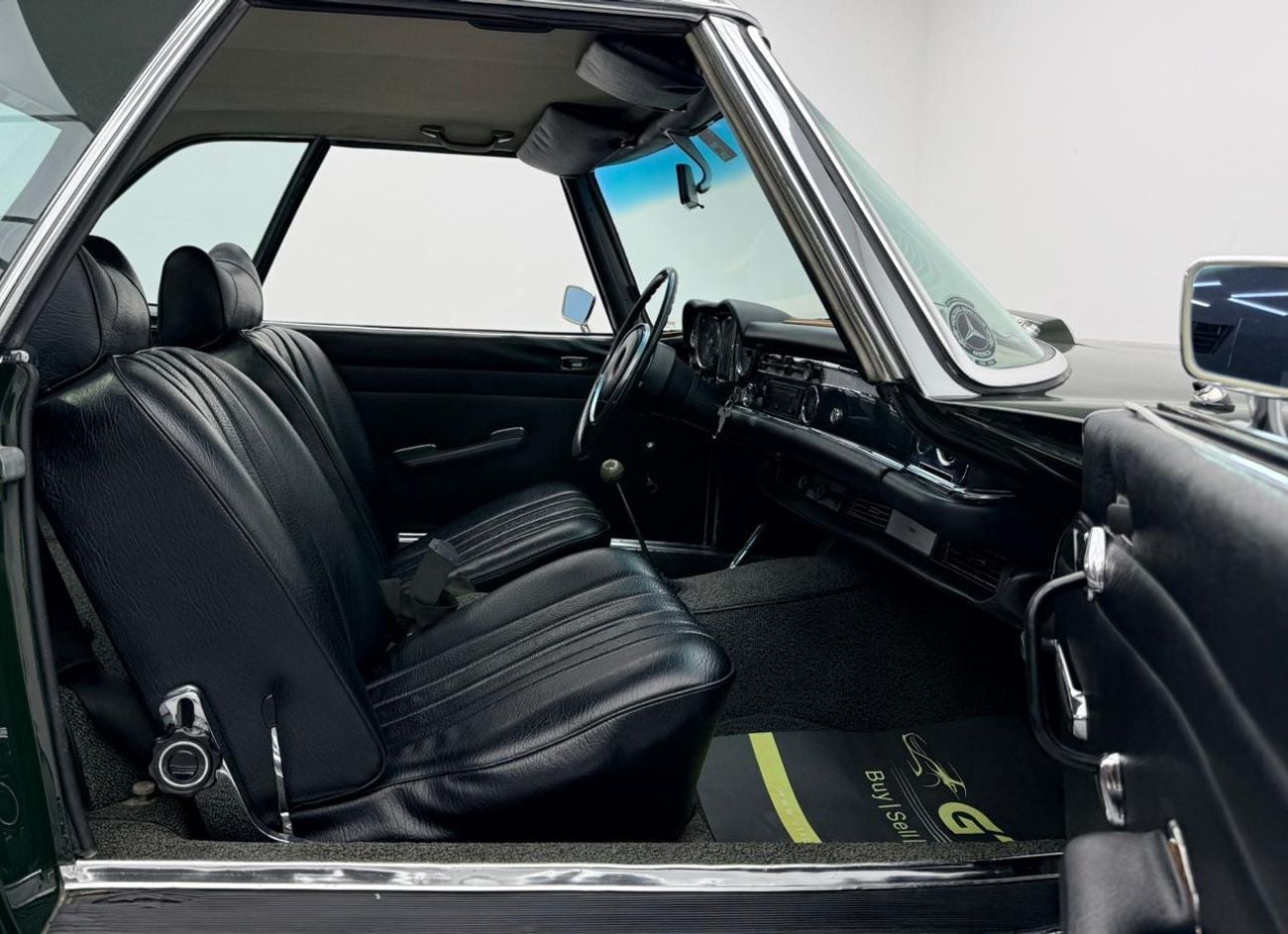 Mercedes Benz SL280 1970 Mercedes-Benz 280 SL Pagoda, Excellent Classic Condition, European Specifications