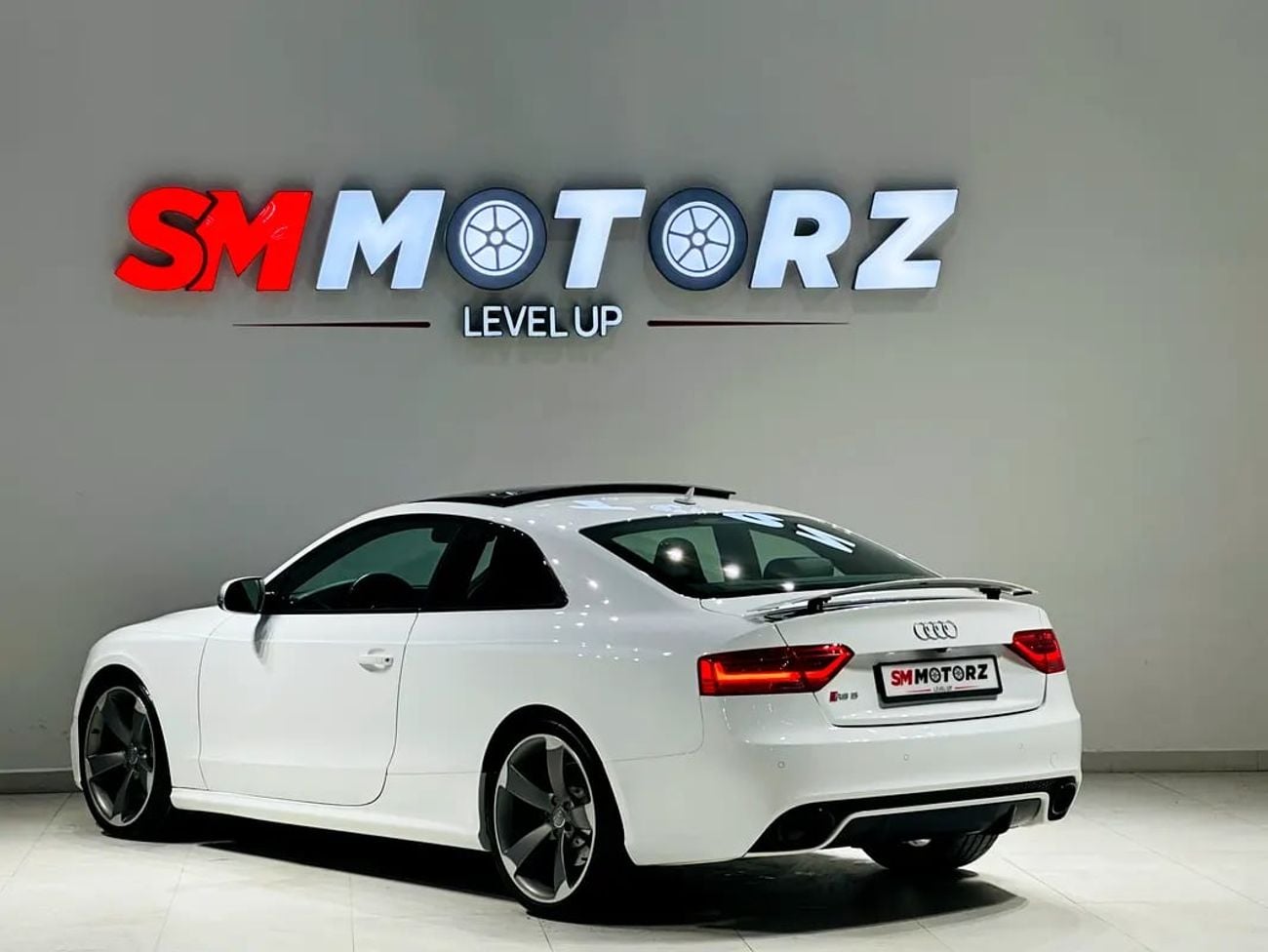 أودي RS5 STANDARD