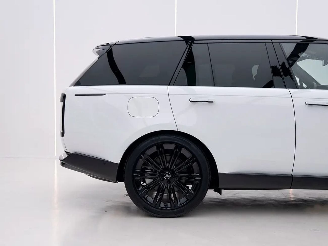 Land Rover Range Rover SE BRAND SE P530 | Canadian Specs | 347 KM